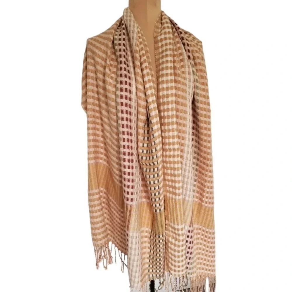 NWT Vince Camuto Womens One‎ Size Woven Plaid Print Fringe Scarf Neutral Colo…